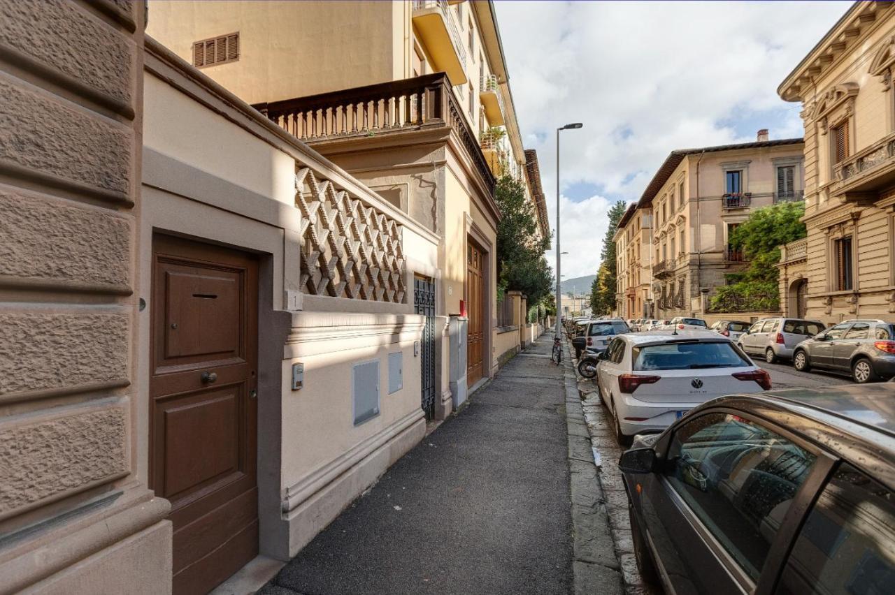 Appartement Central Berchet With Terrace And Private Entrance