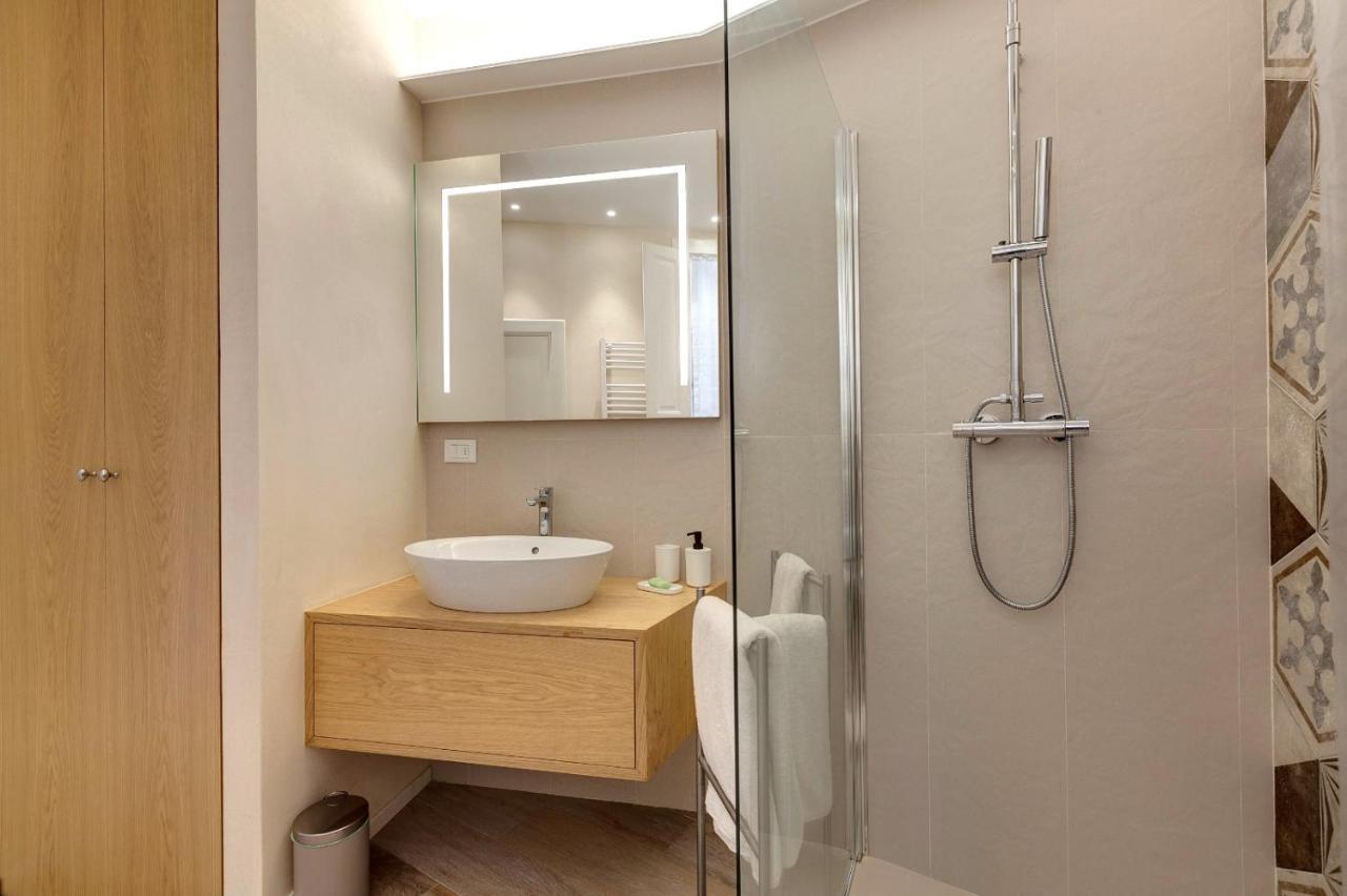 Appartamento Central Berchet With Terrace And Private Entrance *